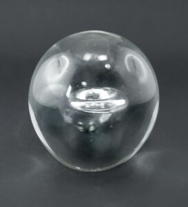 Szklany przycisk do papieru (Paperweights) - art glass