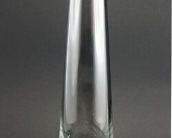 Szklany wazon stożek - bezbarwny - szkło ręcznie formowane 7.00 Szklany wazon stożek - bezbarwny - szkło ręcznie formowane